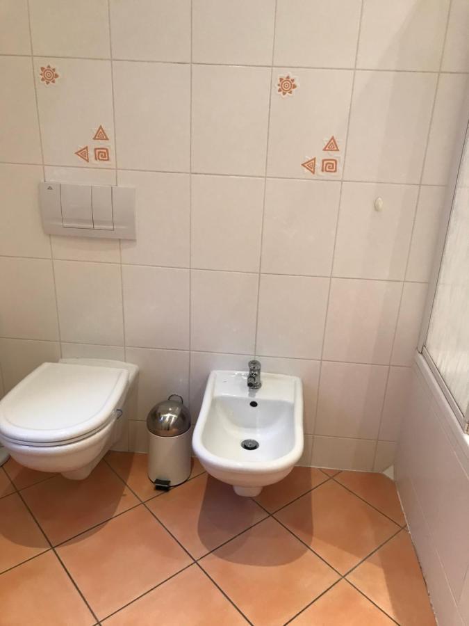 Apartman U Kolonady 카를로비바리 외부 사진